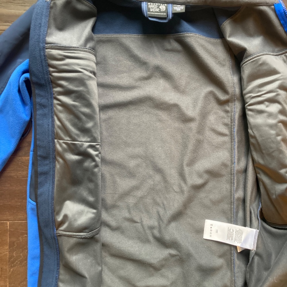 Mountain Hardware Windstopper Softshell- Small - image 5
